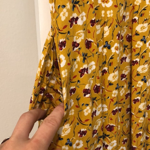 Golden floral dress - Picture 5 of 5